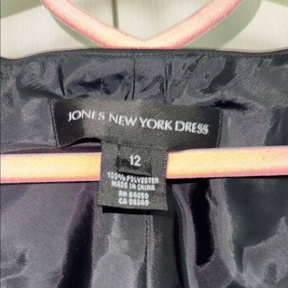 Jones New York Black slevrss  Dress with Floral Embroidery & stone detail - Picture 10 of 10